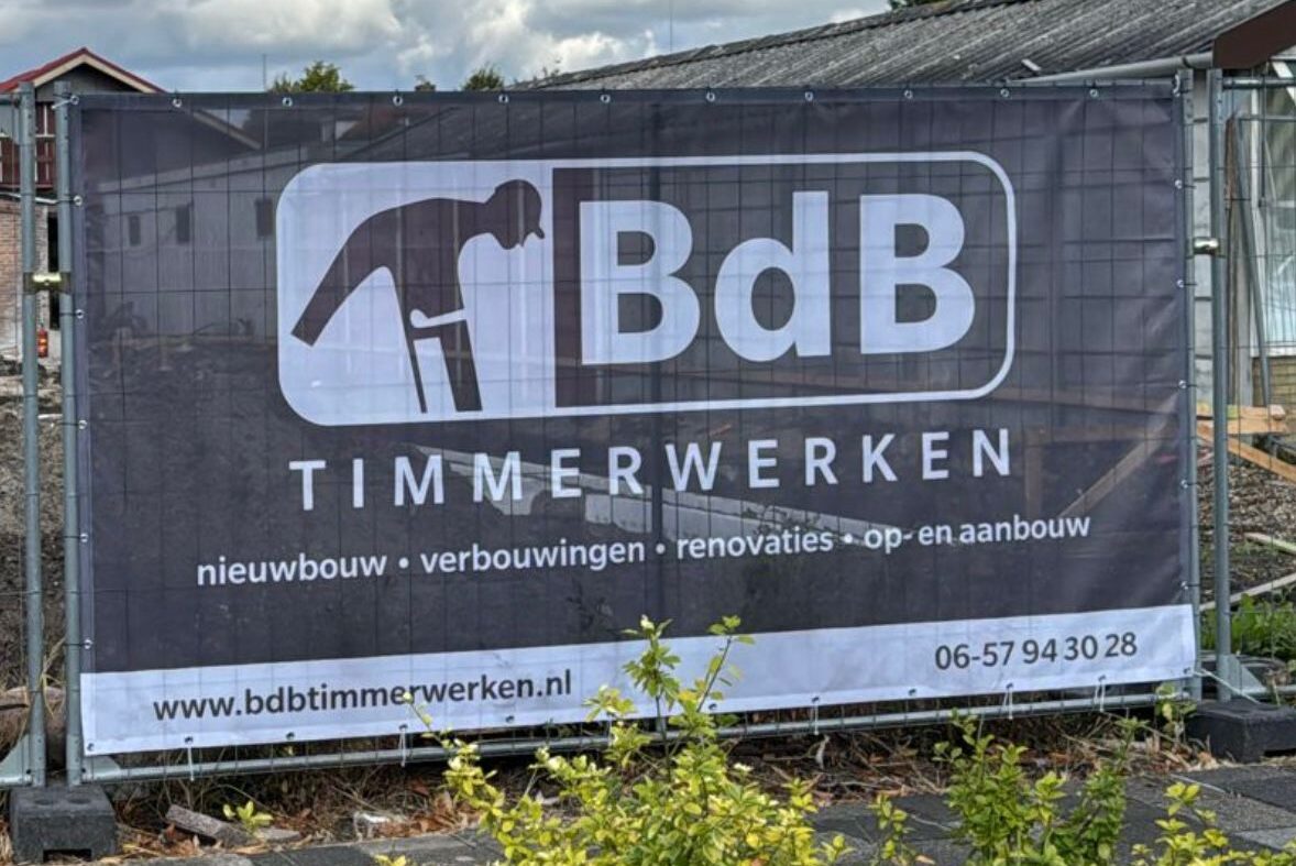 Bouwhekdoek voor een timmerbedrijf